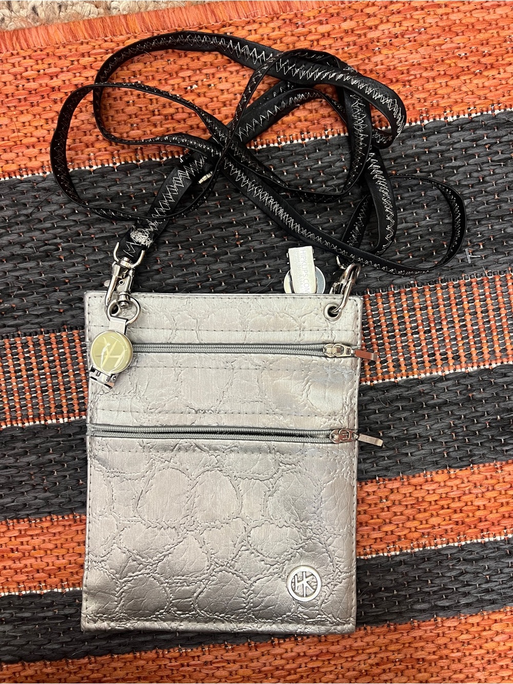 Hip Klips XL Double-Zip Hip Purse - Metallic Silver (5.5โ x 7โ)